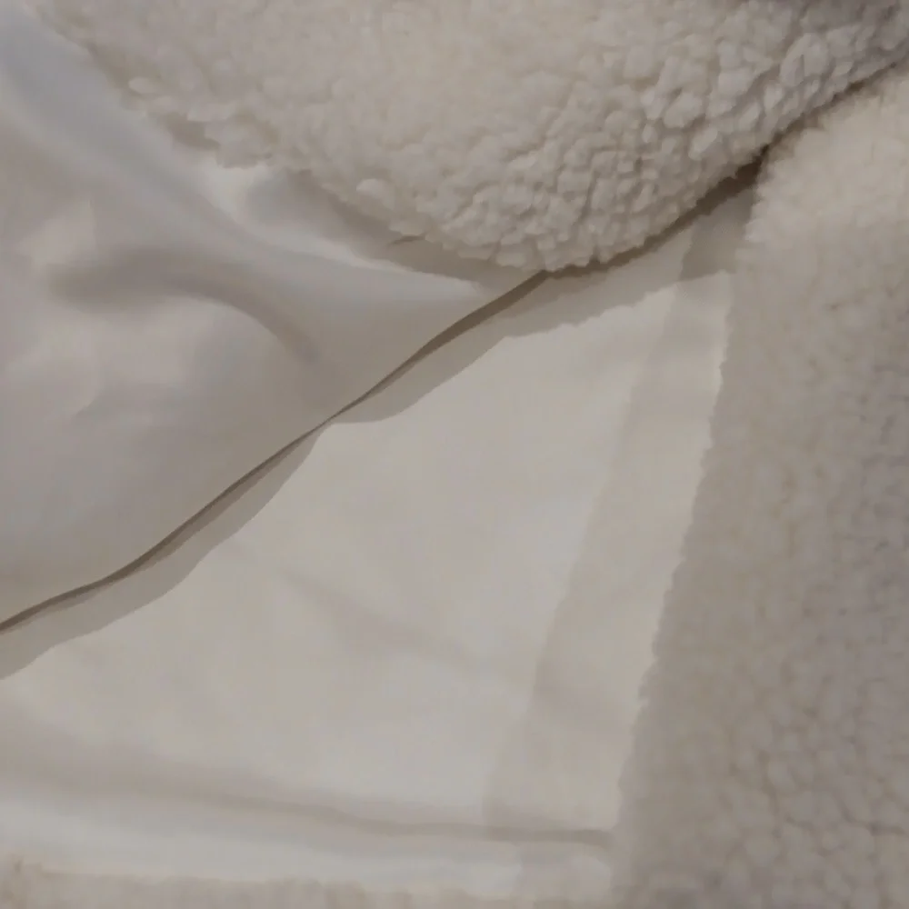 Sherpa coat. Sixe xl - Picture 5 of 5